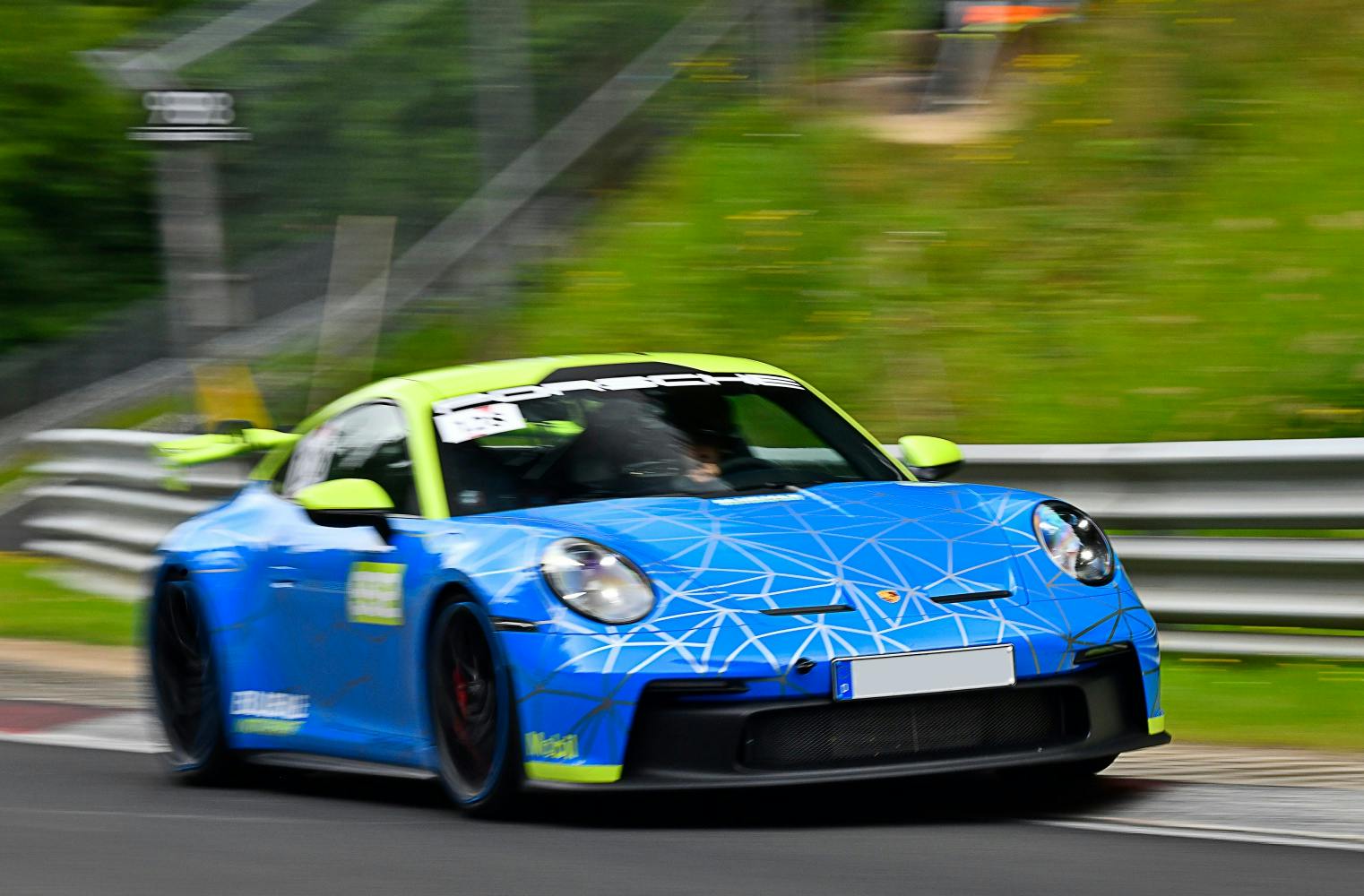 Porsche 911 GT3 992 | selber fahren | auf der Rennstrecke