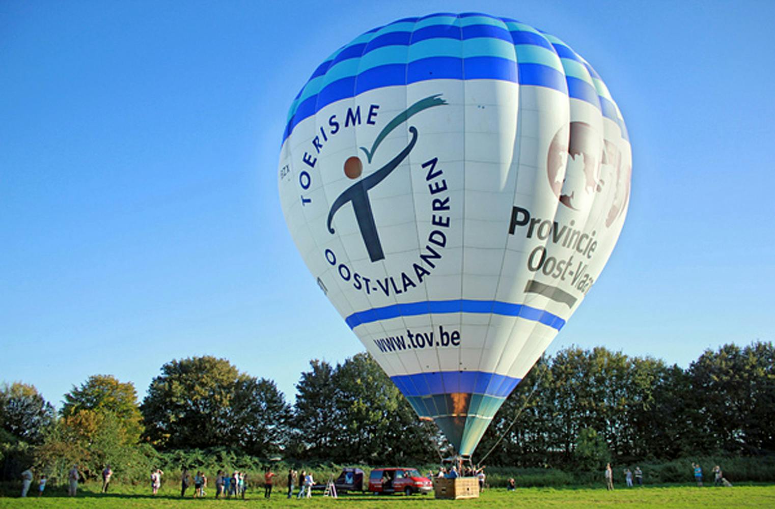 Heißluftballon-Fahrt | 1,5 Stunden aus der Vogelperspektive