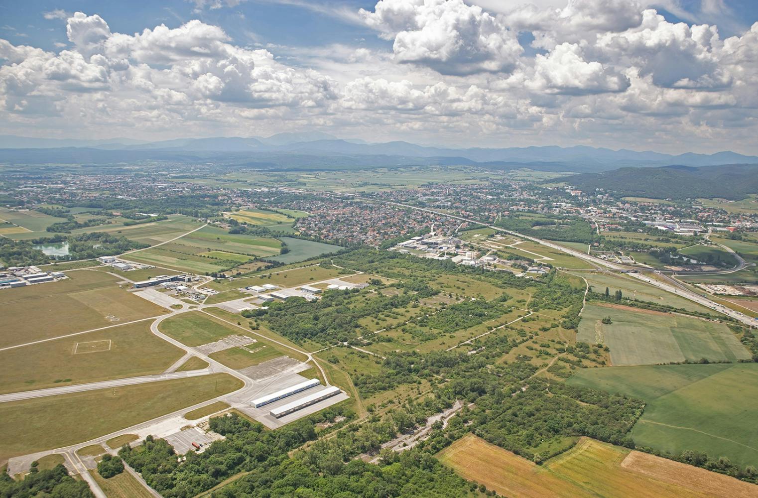 Hubschrauber-Rundflug | Raum Wien exklusiv für 2 | 20 Min.