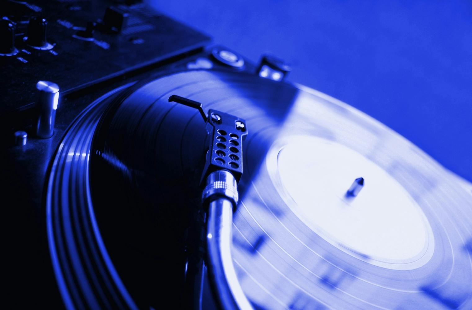 DJ am Mischpult sein | Turntablism, Scratching und mehr